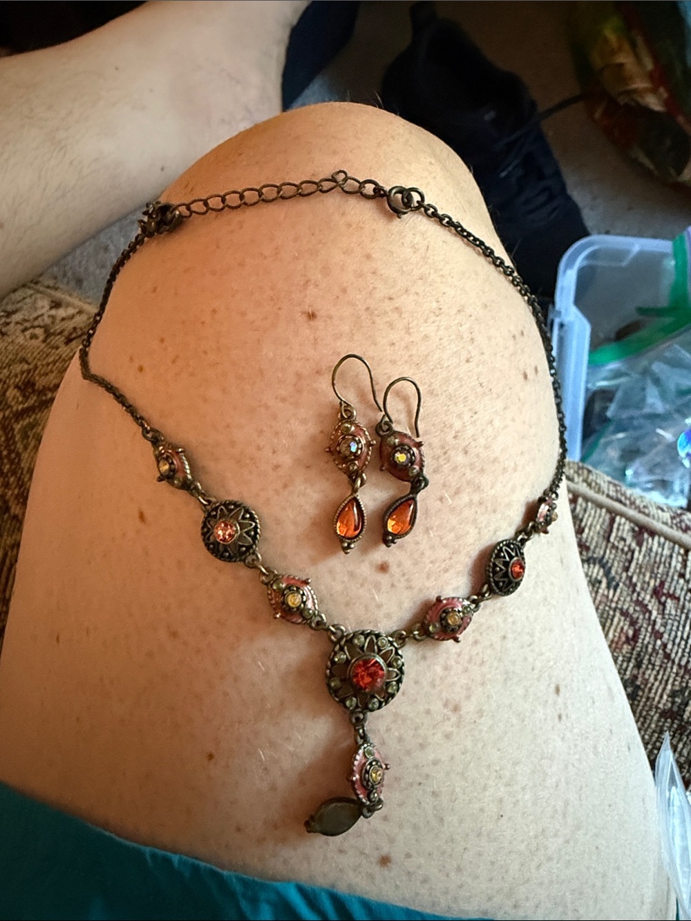 Antique-Style Orange Crystal Pendant Necklace and Earrings Set